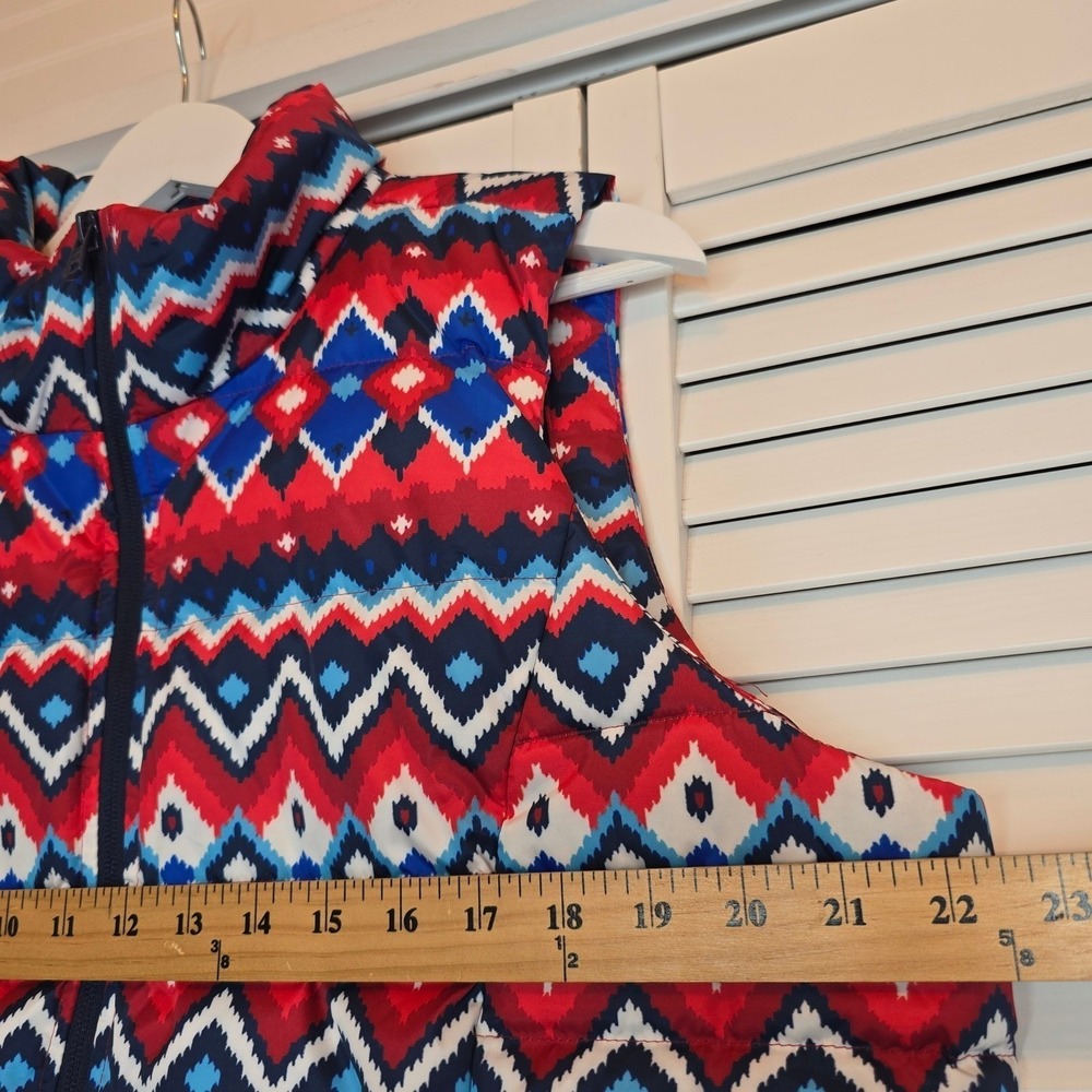 Lands' End Down Puffer Vest Women Sz Large Fair Isle Chevron Aztec Cozy Outdoors - Picture 14 of 15